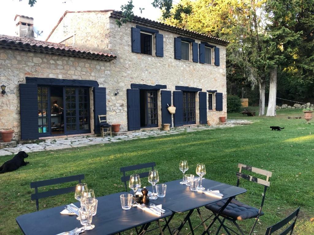 Ferme Le Pavillon Bed and Breakfast Bargemon Εξωτερικό φωτογραφία